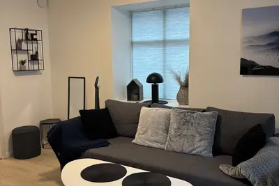 Image de Sentral leilighet ved Grieghallen og Togstasjonen.