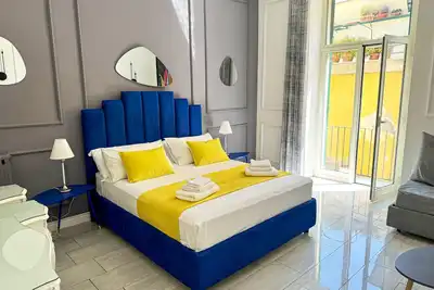 Image de Core Colors House, Feel at ease in your home in the heart of Naples