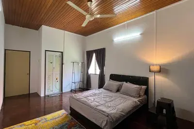 Image de Bayan Lepas Getaway - Vues sur la nature et paradis du barbecue