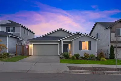 Image de Puget Sound Vista-Incredible Water&Mountain Views!
