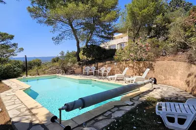 Image de La Garrigue, Belle maison avec piscine