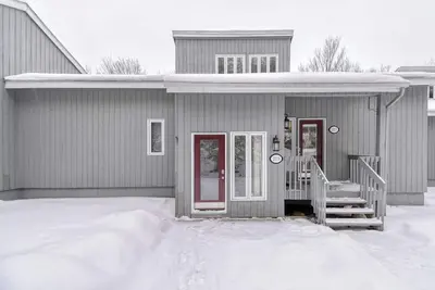Image de Billard - Élégance - Confort | Le Chic Boréal