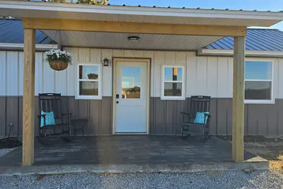 Image de Nice 2-bedroom cottage with Ac in Mountain View
