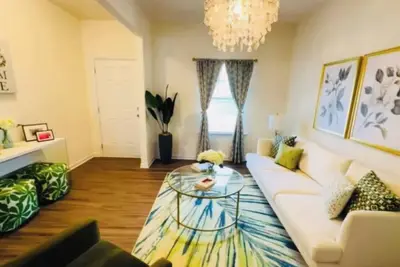 Image de Covington Serenity Retreat – Stylish 4br, Modern Space Perfect for Families