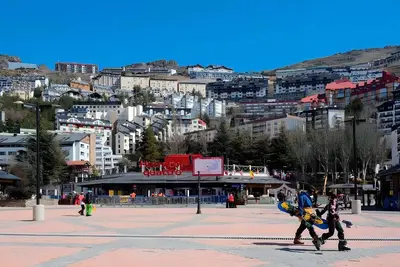 Image de Alojamiento en Sierra nevavada zona baja- Perfecto para familias