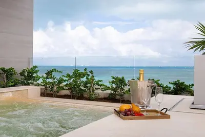 Image de Garza Blanca Hotel and Spa luxurious 3-bedroom ocean front in gorgeous Cancun