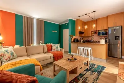 Image de Emerald Escape With Mountain View & Pool By AwsHost