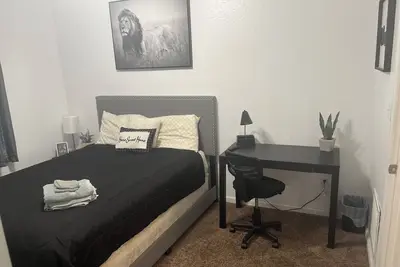 Image de 3 Bedroom 3 Bath Townhome Cul-de-Sac