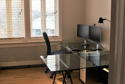 Image de Grande maison, baignée de lumière, idéalement située (5 mois minimum)