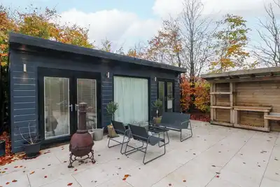 Image de The Cabin, pet friendly, with a garden in Crawshawbooth