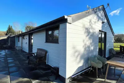 Image de River View Cottage, pet friendly, with hot tub in Llanrwst