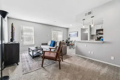 Image de Bright and Contemporary 2br with Gym & Pool