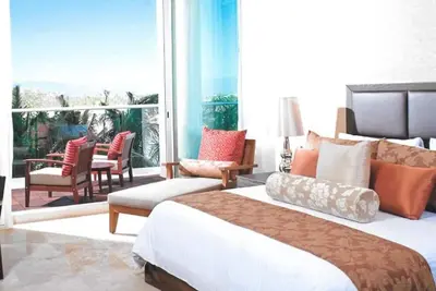 Image de \"Act Now! Your Dream Christmas & New Year 2 Br Villa Awaits @Vidanta Grand Luxxe