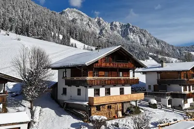 Image de Maison de vacances à Alpbach avec vue magnifique