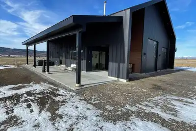 Image de Charming 2-bedroom barndominium unit A in superb Thayne with Ac