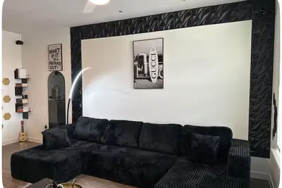 Image de Stylish Apt w/ Easy Drive to Downtown & Airport