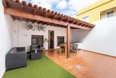 Image de Home2Book Family House with Terrace in Las Maretas