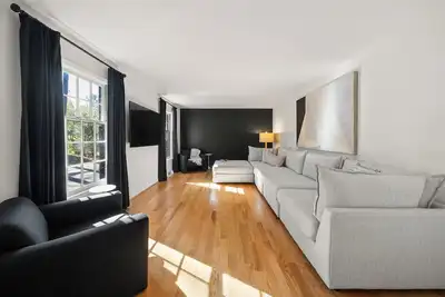 Image de Family/Business Getaway - Near Duke U & Downtown!