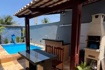 Image de Beautiful two-story house with pool and prime location. 300 meters from the beach.