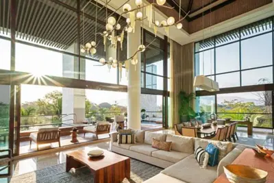 Image de Luxurious 6, 000 square feet in the heart of Nuevo Vallarta!