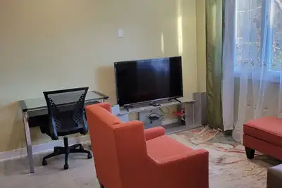 Image de Charming 2-bedroom house in nice Ottawa with Ac