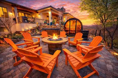 Image de Farmhouse w/ Private Nordic Sauna & Hotub. 20min Sedona & 10min from top Winers