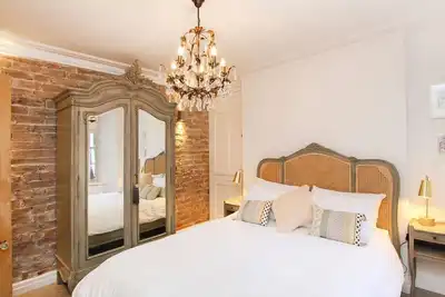 Image de Tri Raglan Bach, family friendly, with open fire in Beaumaris