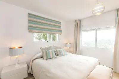 Image de House Roca Llisa, Villas Mar y Golf, Ibiza, 4 bedrooms, 3 bathrooms, 8 people