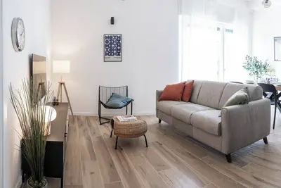 Image de [Leopoldo Cozy Loft] Tram| Air C. | Smart Tv