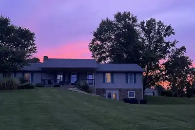 Image de Scenic Views Parkview w/ Hot Tub, Games Spacious