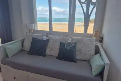 Image de Séjour iodé face à l'eau sur la splendide Côte d'Émeraude.