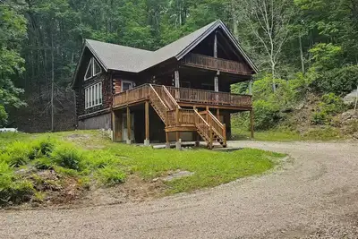 Image de Roxbury Cabin Retreat