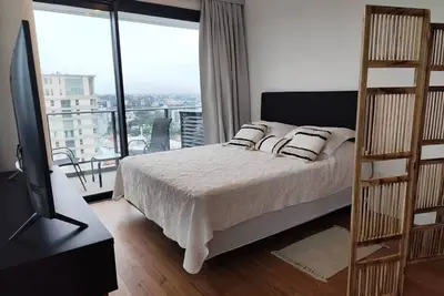 Image de Just 100 meters from Shopping del Sol!