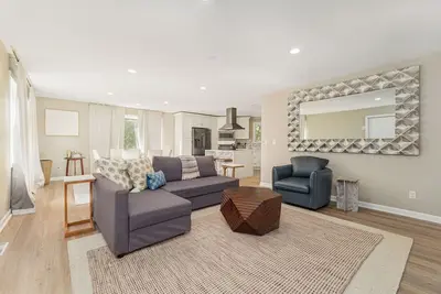 Image de Charming 2-bedroom Guest House in Dedham on Private Estate