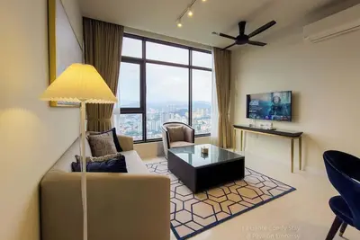Image de Cozy Luxe Home | Infi Pool | Top Floor | 5min Klcc