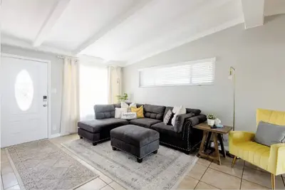 Image de 3-bedroom house in peaceful Central Phoenix with Pool  Gcu, Uptown, and Dt