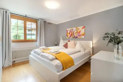 Spacious Apartment • Ski-in, Ski-out • Terrace