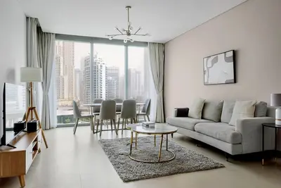 Image de Blueground | Dubai Marina, pool, nr Marina