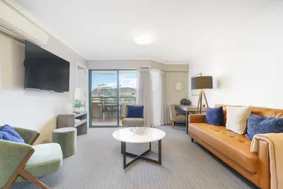 Image de New To Vrbo: Central 2br apartment, Hotel vibe, Walk everywhere