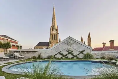 Image de Belgravia Residence • Rooftop Pool Oasis