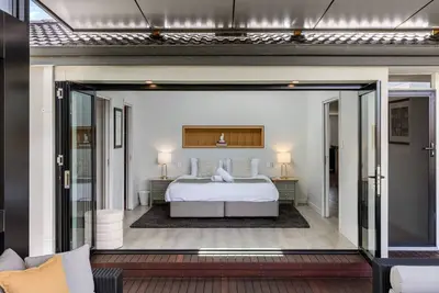 Image de Modern Alfresco Retreat