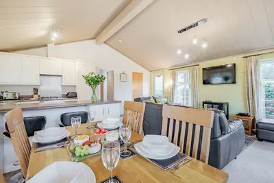 Image de 2 chambres à coucher à Bala,