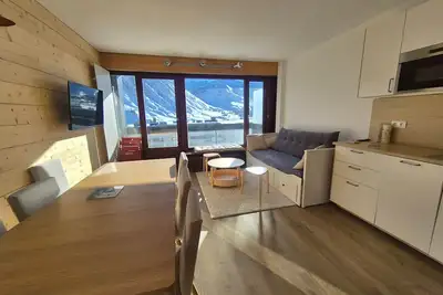 Image de Appartement rénové 6 pers · Pied des pistes · Balcon Sud