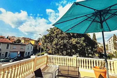 Image de Séjour chic à Cannes – Chambre cosy proche plages et Palais