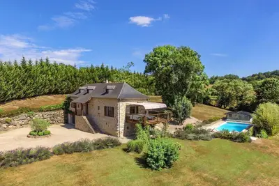 Image de La Sérénité - Quatre Chambres Villa, Couchages 8