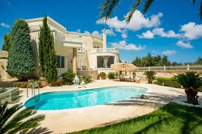 Image de Amazing Villa Kokalis Resort 2 very close to tennis, golf and water parks.