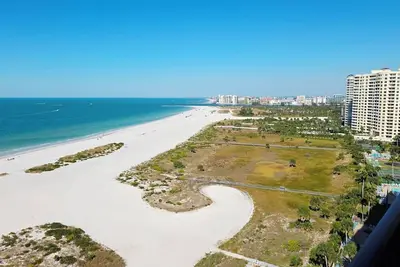 Image de Lighthouse Towers - 1808