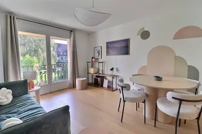 Image de Beau F3 en duplex à Cabourg 🌿 calme, balcon, thalasso et plage à proximité