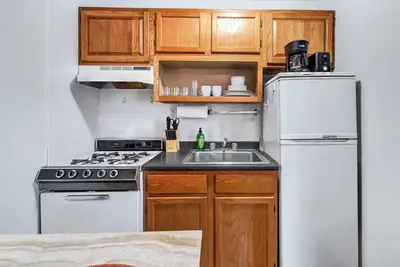 Image de Charming 1br End Cottage•Private Entrance •Parking