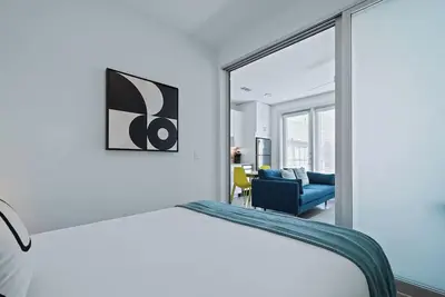 Image de 3 Units | Perfect Studio for Capitol Tours & SoCo Strolls in Central Austin